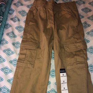 Brand New Children’s Place Boys Cargos Size 5